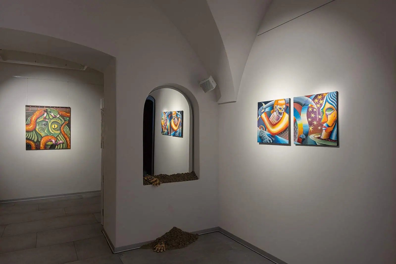 Exhibition Photo 4